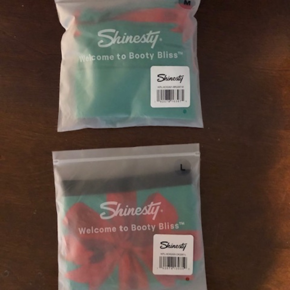 Shinesty: Christmas Top and Bottom